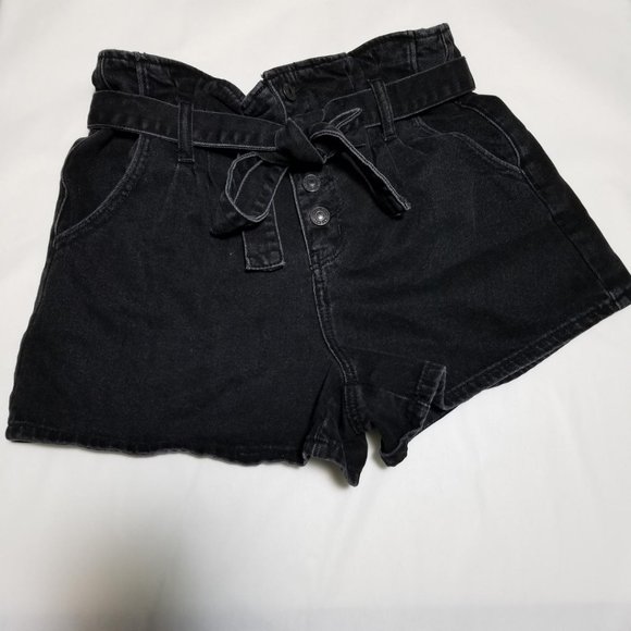 american eagle outfitters Pants - American Eagle Black High Rise Paperbag Mom Shorts